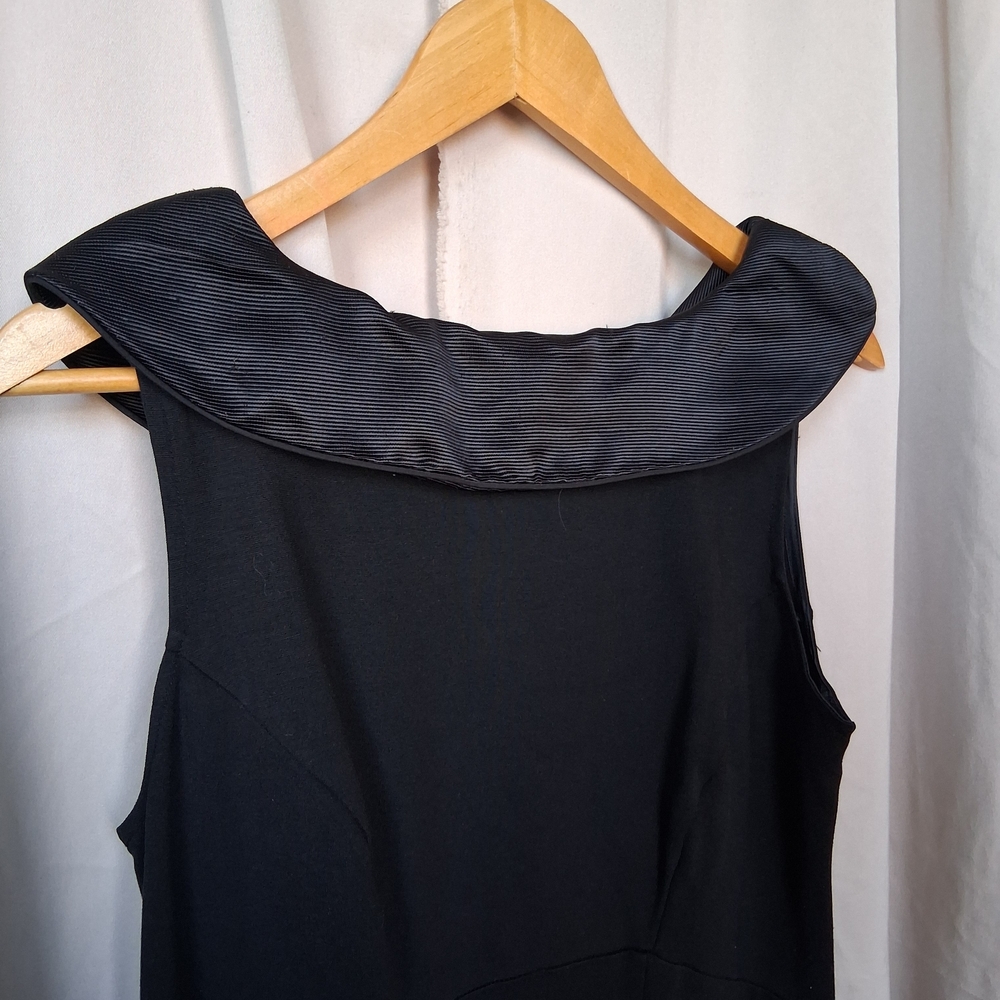 Kenar Black Textured Collar Dress